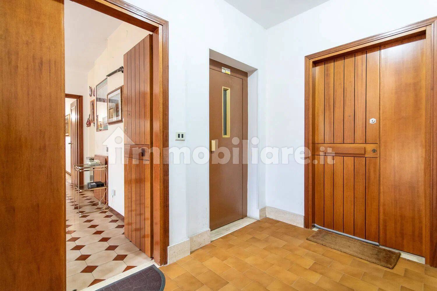 Apartamento de 3 dormitorios en Quartu Sant'Elena, Italy No. 229131