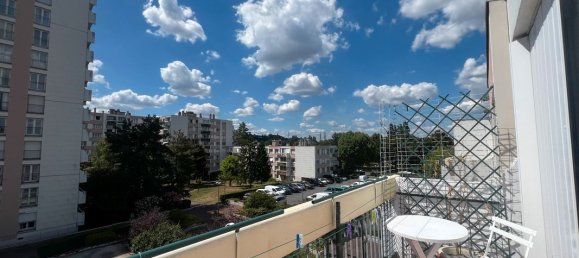 Apartamento de 3 dormitorios en Neuilly-sur-Marne, France No. 324683 3