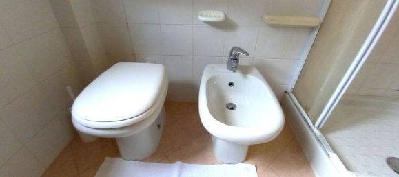 Квартира с 2 спальнями в Тревильо, Италия № 370108 17