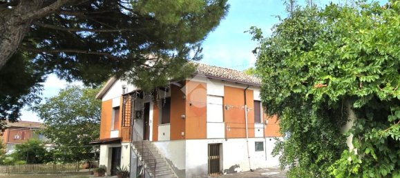 2 bedrooms House in Cesena, Italy No. 316249 17