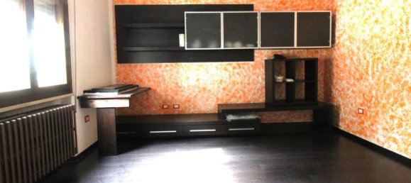 2 bedrooms House in Cesena, Italy No. 316249 3