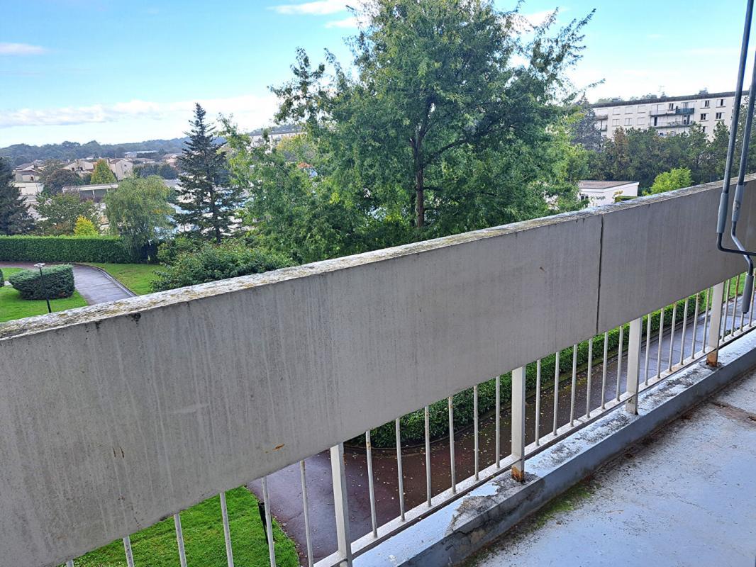 Apartamento T2 em Angouleme, France N.º 96147