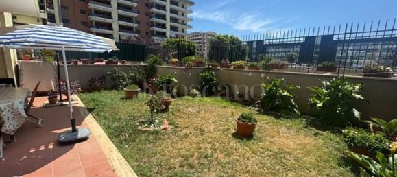 Apartamento de 2 dormitorios en Fiumicino, Italy No. 359154 2
