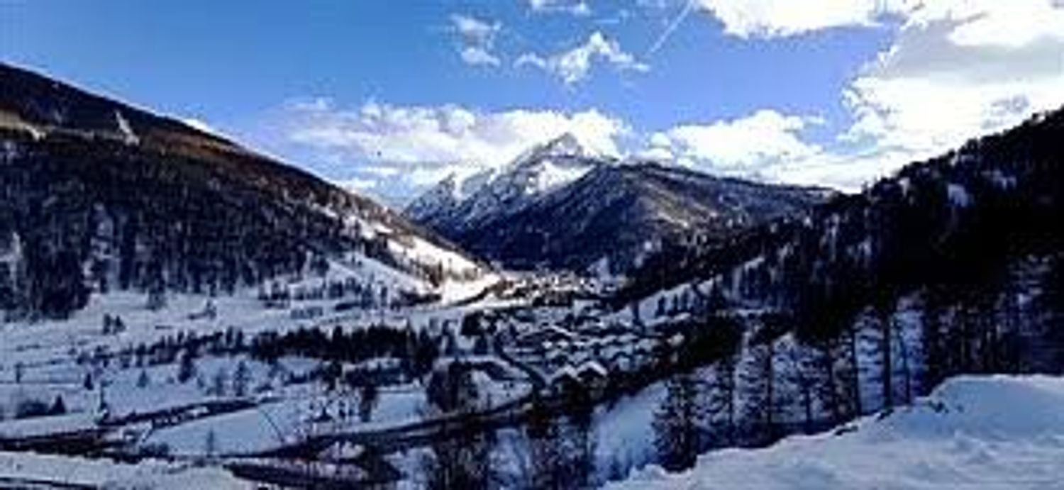 3 bedrooms Apartment in Pragelato, Italy No. 339628