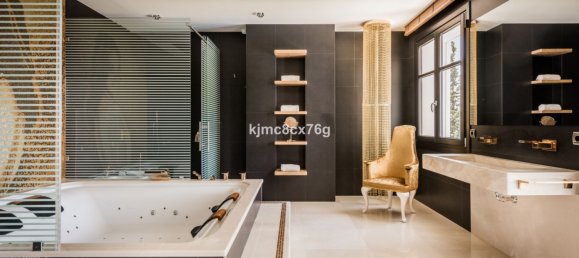 7 Schlafzimmer Villa in Marbella, Spain, Nr. 141852 19