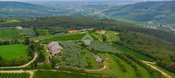 20غرفة فيلا في Verona, Italy رقم 142083 14