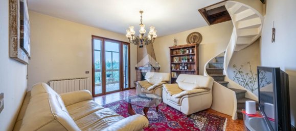 20غرفة فيلا في Verona, Italy رقم 142083 24