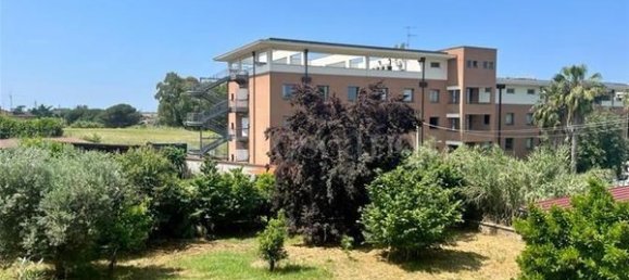 5-Zimmer Wohnung in Rome, Italy, Nr. 92705 6