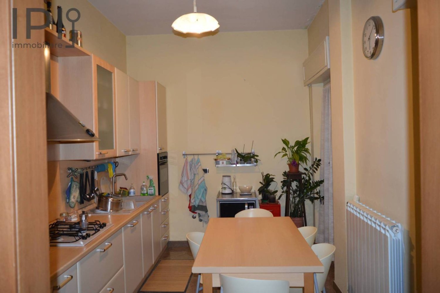 Apartamento de 3 dormitorios en Cengio, Italy No. 172265
