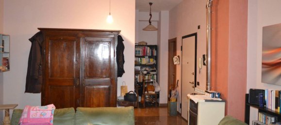 Apartamento de 3 dormitorios en Cengio, Italy No. 172265 2
