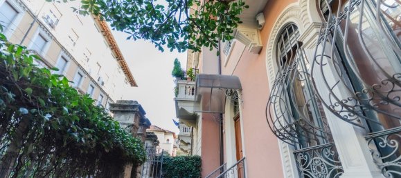 5 Schlafzimmer Villa in Milan, Italy, Nr. 381951 6