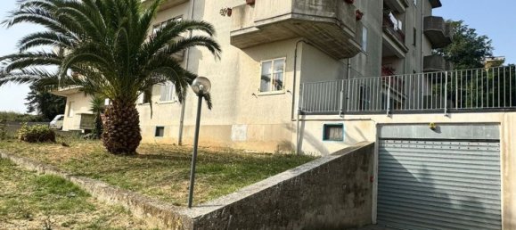 5 bedrooms Apartment in Guglionesi, Italy No. 310770 3