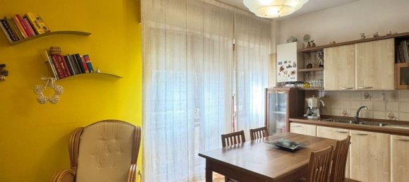 5 bedrooms Apartment in Guglionesi, Italy No. 310770 16