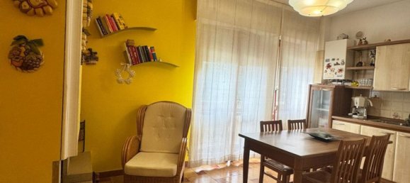 5 bedrooms Apartment in Guglionesi, Italy No. 310770 17