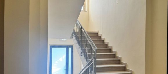 5 bedrooms Apartment in Guglionesi, Italy No. 310770 8