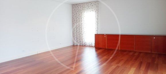 Квартира с 4 спальнями в Кашкайш, Португалия № 87792 13