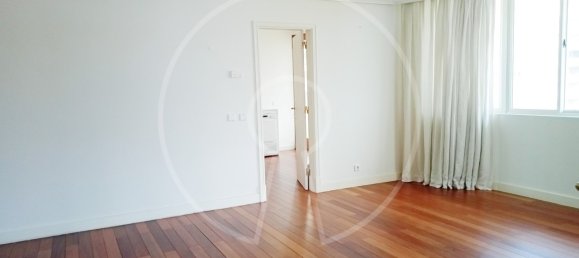 Квартира с 4 спальнями в Кашкайш, Португалия № 87792 5