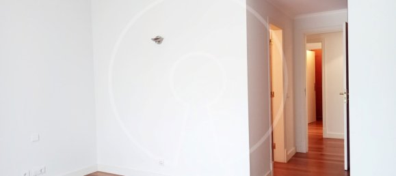 Квартира с 4 спальнями в Кашкайш, Португалия № 87792 15