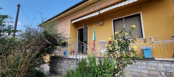 5-Zimmer Villa in Palazzolo Vercellese, Italy, Nr. 153111 28