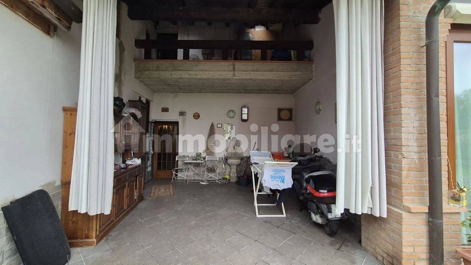 4 bedrooms House in Coccaglio, Italy No. 260138