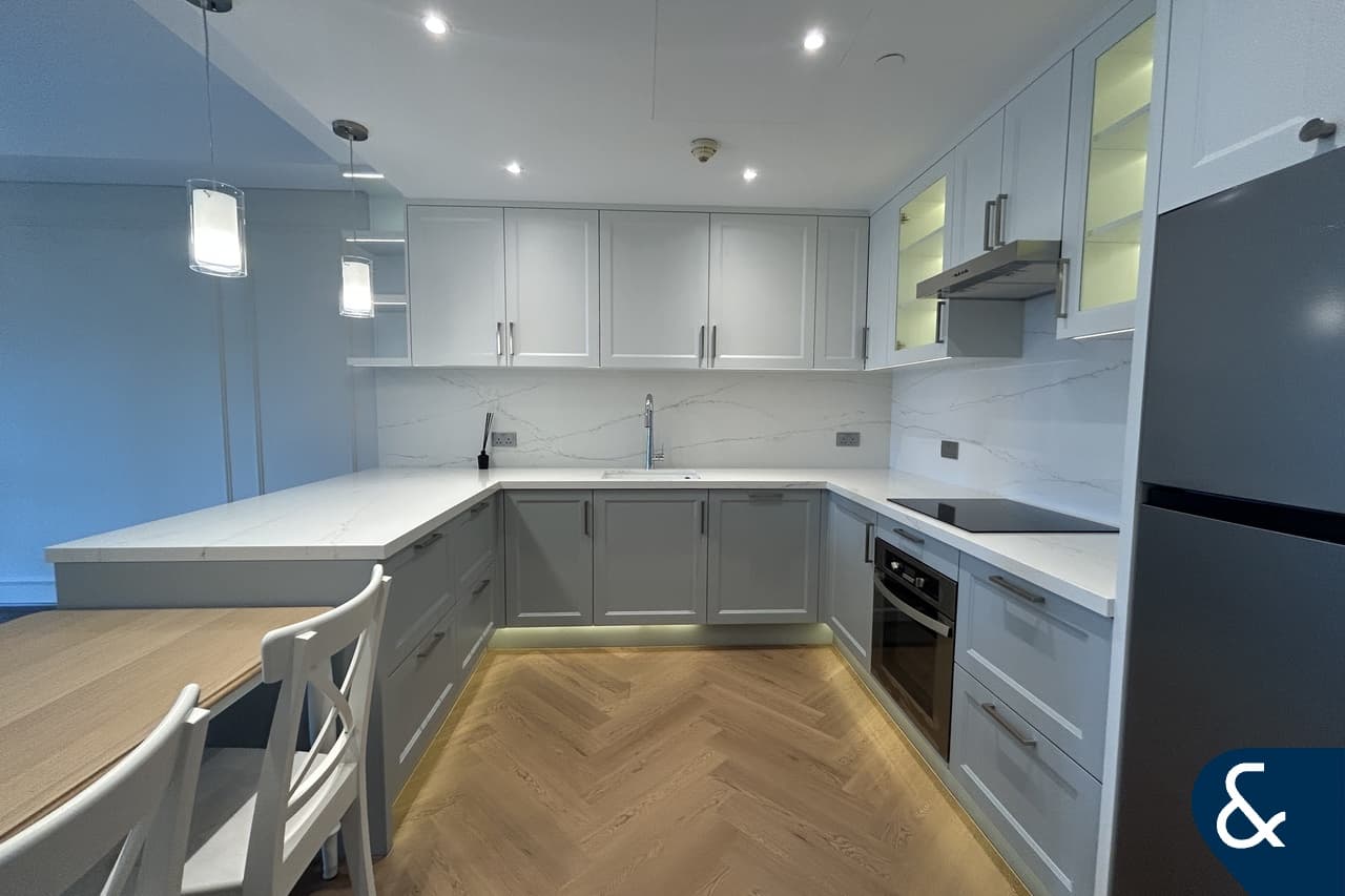 2 bedrooms Apartment in Downtown Dubai (Downtown Burj Dubai), UAE No. 110481