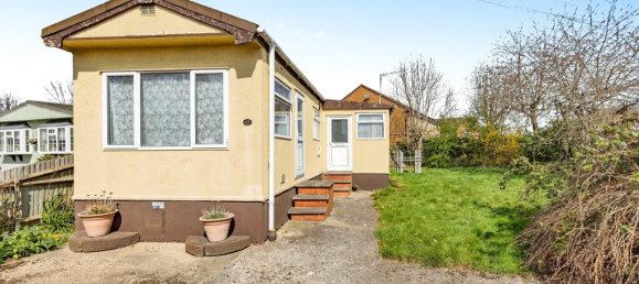 Парковка с 2 спальнями в Уотфорд, Великобритания № 6258 17