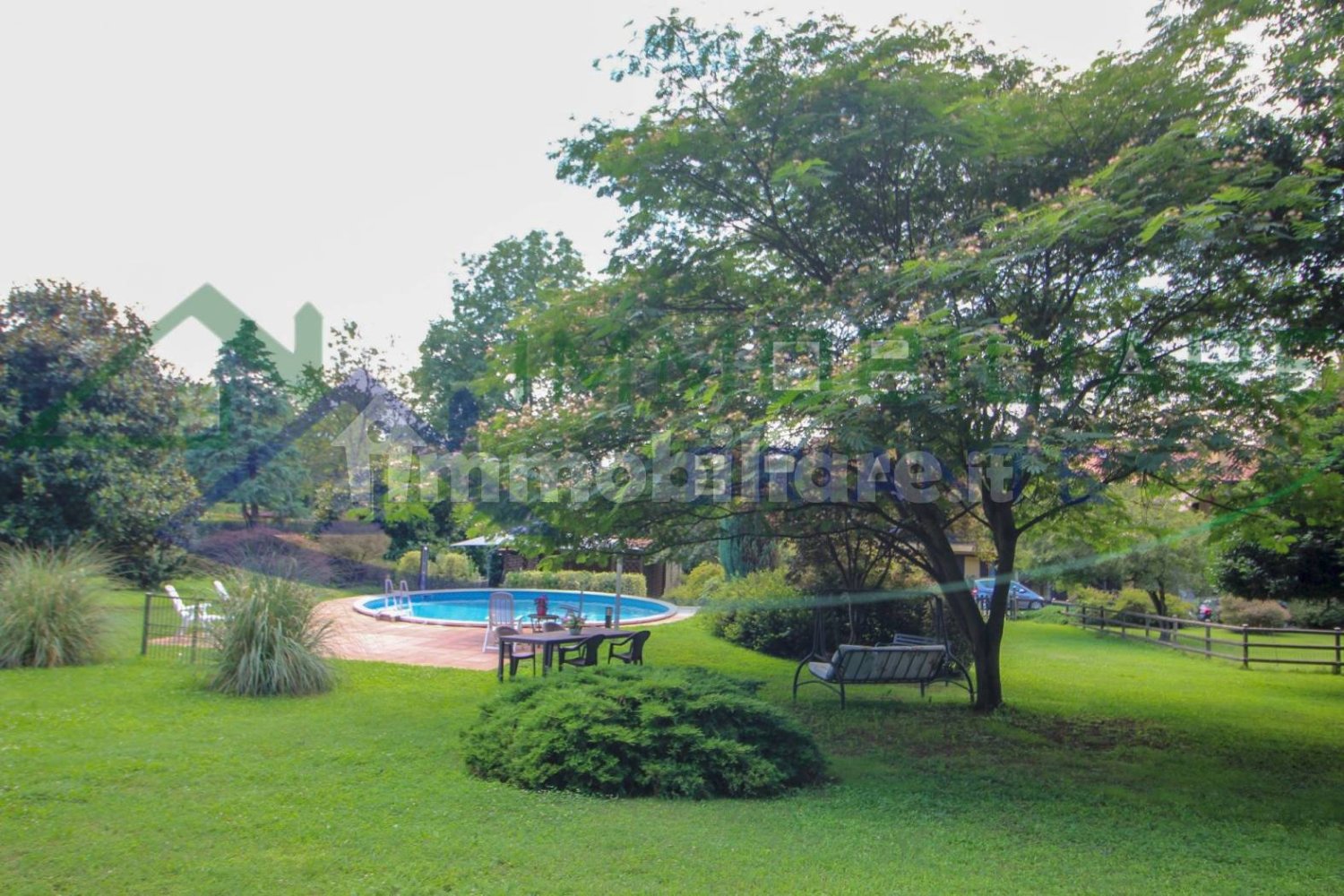 2 bedrooms House in Somma Lombardo, Italy No. 293509