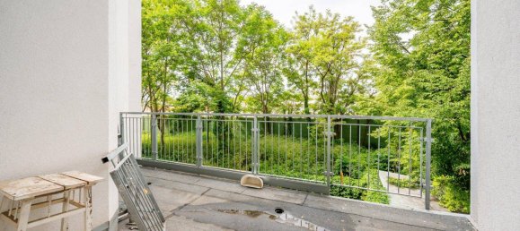 4 rooms Apartment in Brigittenau, Austria No. 190701 2