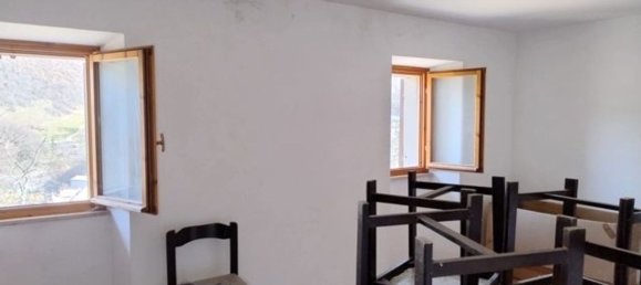 5 rooms Apartment in Preci, Italy No. 69816 13