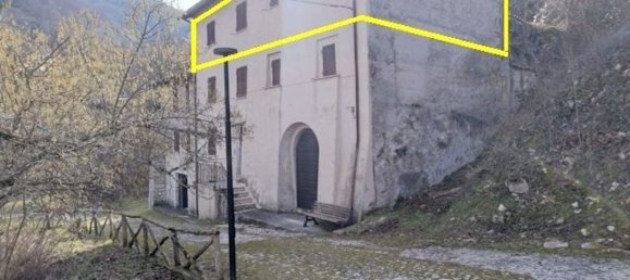 5 rooms Apartment in Preci, Italy No. 69816 9