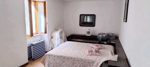 5 rooms Apartment in Preci, Italy No. 69816 22