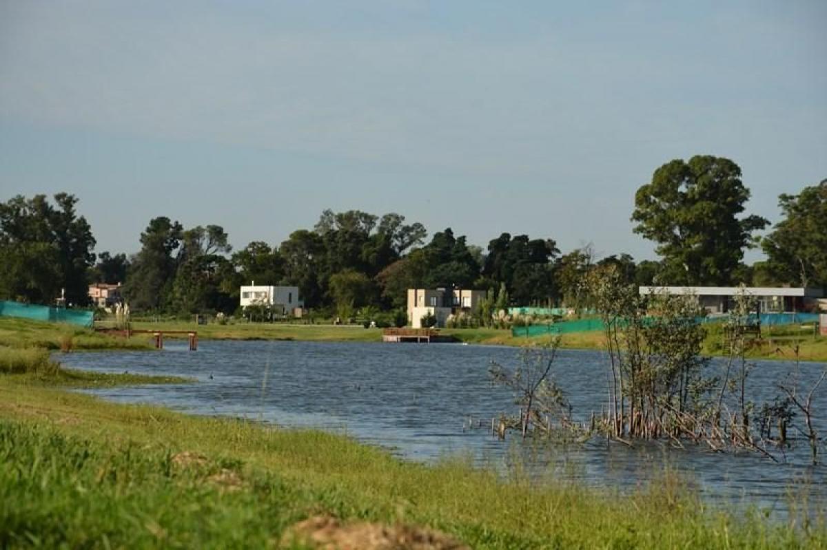 Grundstück in Escobar, Argentina, Nr. 117624