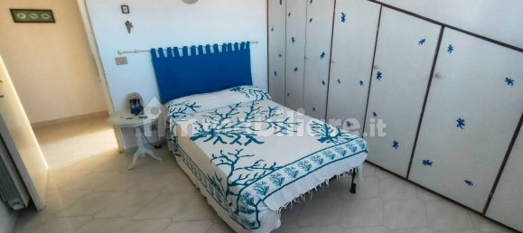 3 bedrooms Villa in Ardea, Italy No. 210069 15