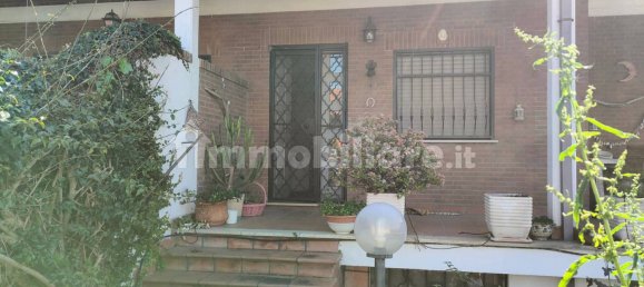 3 bedrooms Villa in Ardea, Italy No. 210069 5