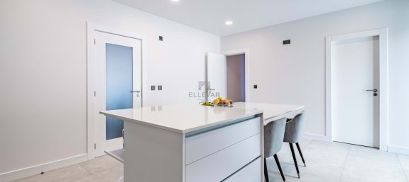 3 bedrooms House in Funchal, Portugal No. 132761 19