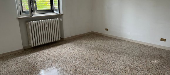3 rooms Apartment in Borgo Ticino, Italy No. 148484 9