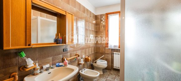 5 rooms House in Savignano sul Panaro, Italy No. 260473 10