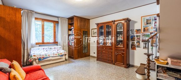 5 rooms House in Savignano sul Panaro, Italy No. 260473 17