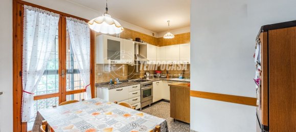 5 rooms House in Savignano sul Panaro, Italy No. 260473 4