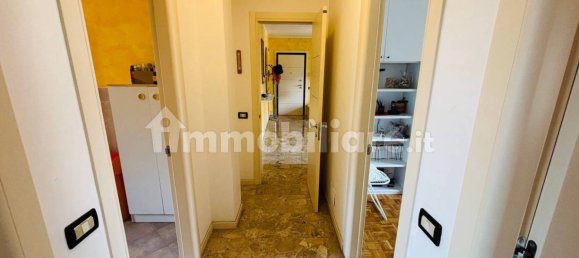 Apartamento de 3 dormitorios en Collebeato, Italy No. 264376 23