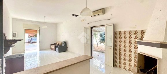 3 bedrooms House in Racale, Italy No. 280618 22