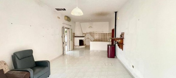 3 bedrooms House in Racale, Italy No. 280618 21