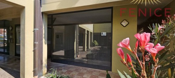 3 rooms Commercial property in Caerano di San Marco, Italy No. 327764 15