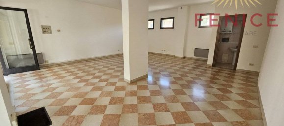 3 rooms Commercial property in Caerano di San Marco, Italy No. 327764 24