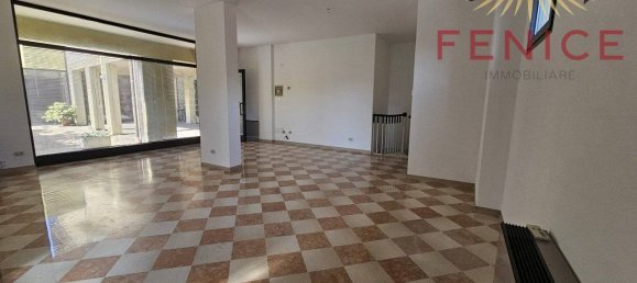 3 rooms Commercial property in Caerano di San Marco, Italy No. 327764 31