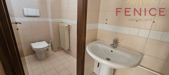 3 rooms Commercial property in Caerano di San Marco, Italy No. 327764 33