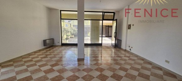 3 rooms Commercial property in Caerano di San Marco, Italy No. 327764 32