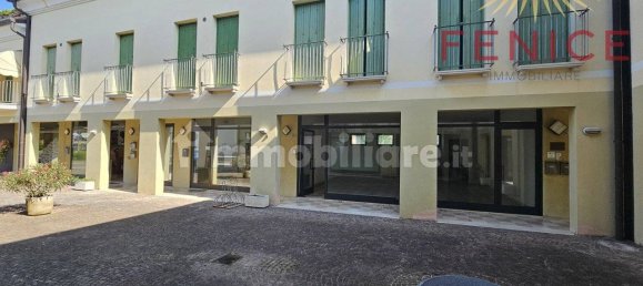 3 rooms Commercial property in Caerano di San Marco, Italy No. 327764 13