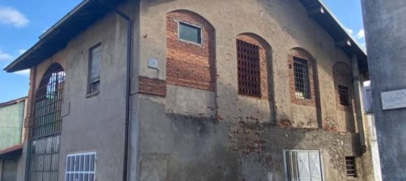 Almacén en Giussano, Italy 40 m² No. 302163 3