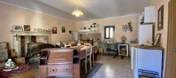 Casa de 2 habitaciónes en Diano d'Alba, Italy No. 88491 9